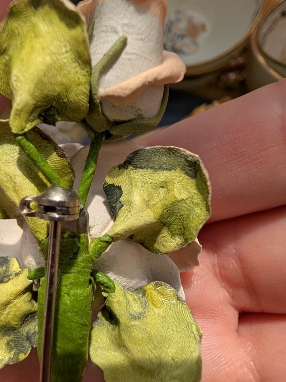 Vintage 1950's Handmade Unique Cream Roses Brooch - Picture 13 of 13